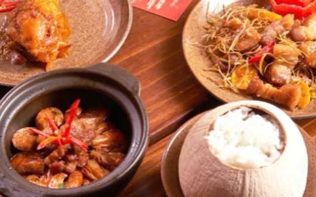 Bếp Nhà Dịu - Cơm CoCo, Phở & Bún Bò