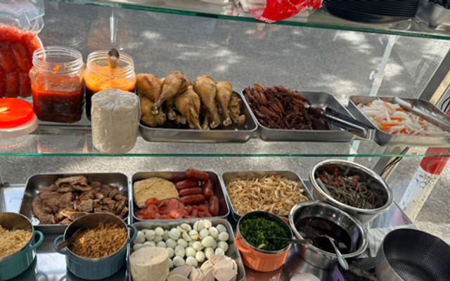 Xôi & Bánh Bao - A. Bìn - Cao Thắng