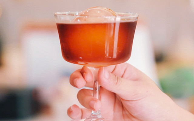 9,5 Coffee - Đê La Thành