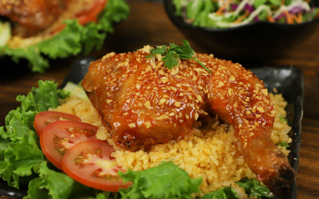 Cơm Gà Xối Mỡ Khâu Gia - Quán Cơm - 541/1 Đường 2/4