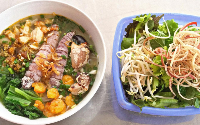 Bún Hải Sản Quang Dung - 103 Huỳnh Thúc Kháng
