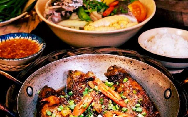 Cơm Trưa 444 - Hiệp Thành