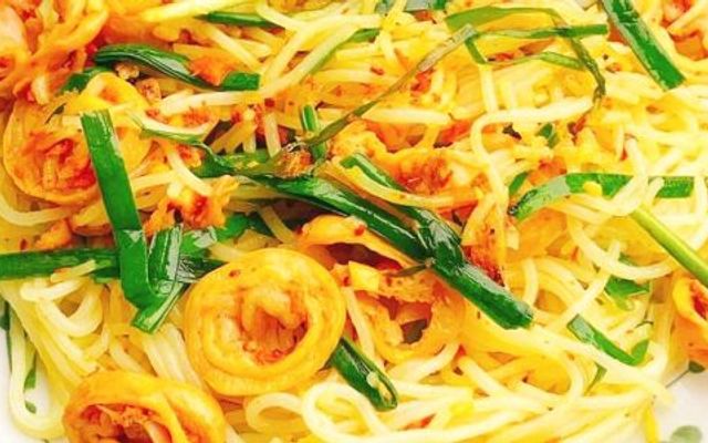 Ben Len Quán - Bún Lòng Xào Nghệ, Cút Lộn Xào Me & Nước Giải Khát