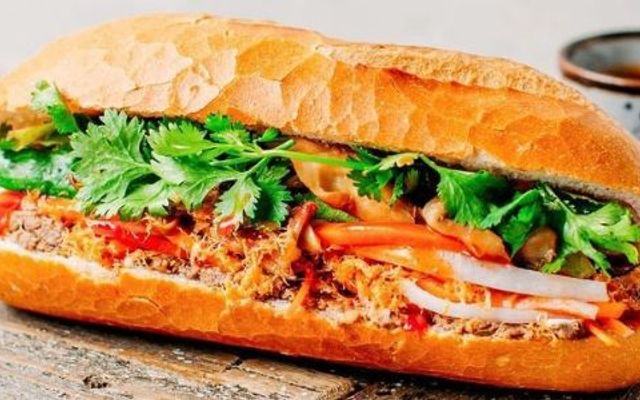 Quán Chay Nè - Luỹ Bán Bích