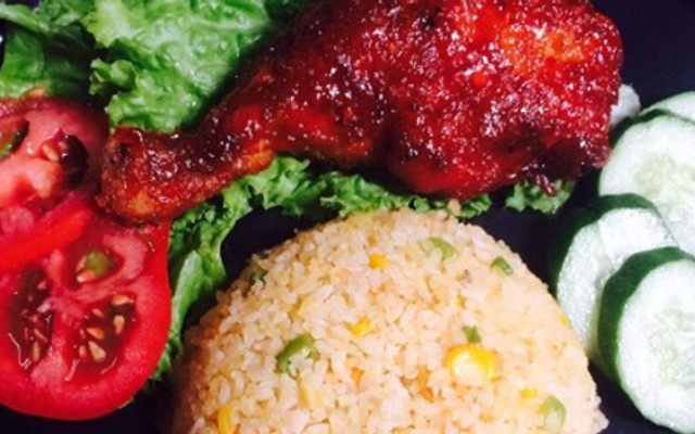 Cơm Gà Xí Muội - Ung Văn Khiêm