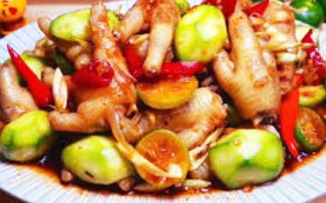 Bếp Cô Mai - Bánh Đúc Nóng, Bánh Mì Phá Lấu & Chân Gà Sốt Thái