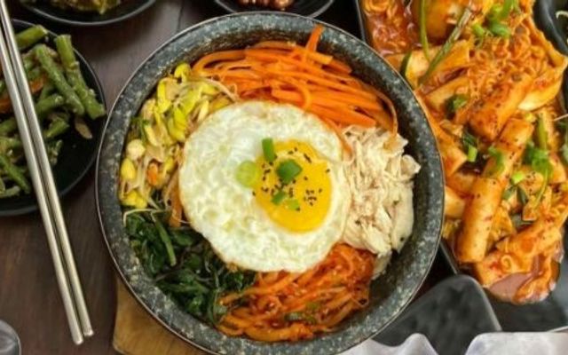 Bếp Nhà Xù - Tiệm Ăn Việt Hàn - Định Công Thượng