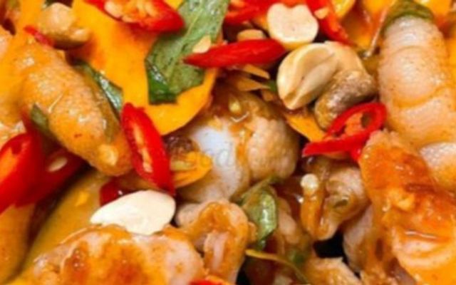 Cá Viên Chiên Bơ Tỏi & Chân Gà Sốt Thái 260 - Nguyễn Thái Sơn