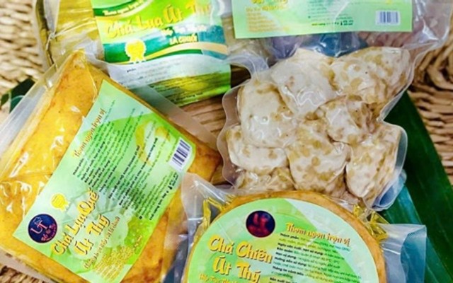 Bếp Út Thý - Giò Chả, Bánh Đúc Nóng & Chân Gà Sốt Thái - Đường 17