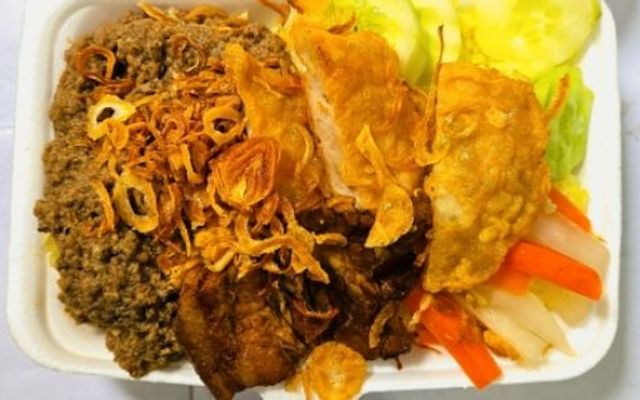 Trần Đặng - Xôi Mặn & Cơm Văn Phòng - Số 4 Ngõ 43 Lạc Long Quân