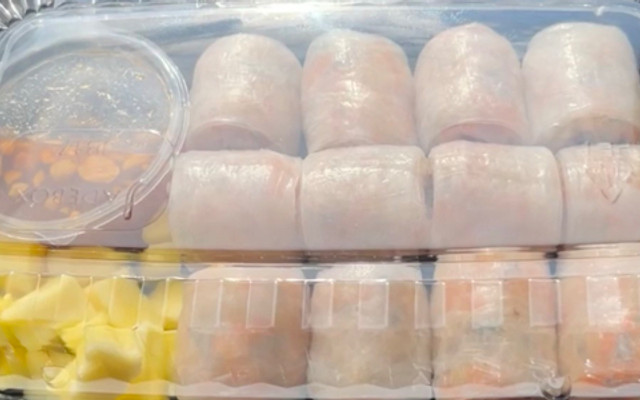 Pu Chải - Bánh Tráng Lụi & Chân Gà Sốt Thái - Thủ Đức