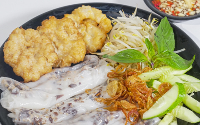 Bánh Cuốn Chả Mực Giò Chả Chú Âu