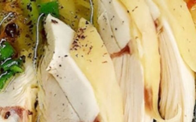 Quán Hủ Tiếu Xương, Giò, Gà Xá Kén - Lê Thúc Hoạch