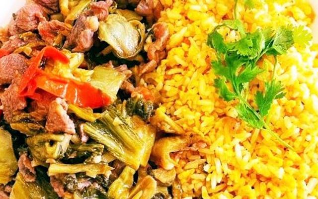 Cơm Rang Dưa Bò & Cơm Rang Gà - Hồng Nhung