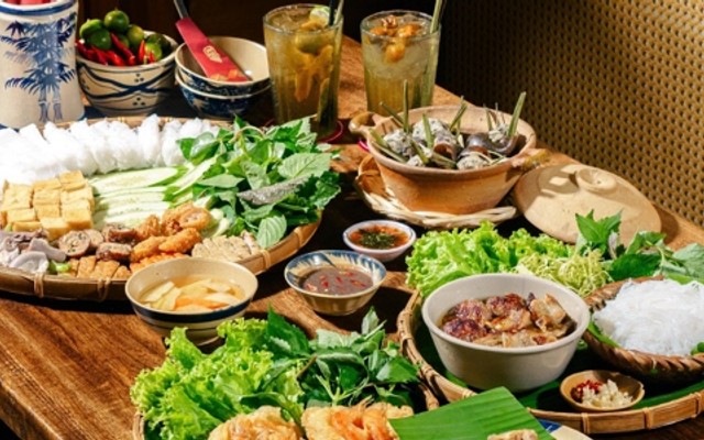 Nón Quê Quán - Bún Đậu & Bún Chả Hà Nội - Nguyễn Sơn