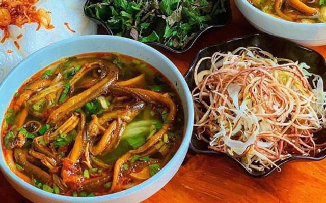 Quán Đặc Sản Lươn Đồng Xứ Nghệ - Bà Huyền - Trịnh Khắc Lập