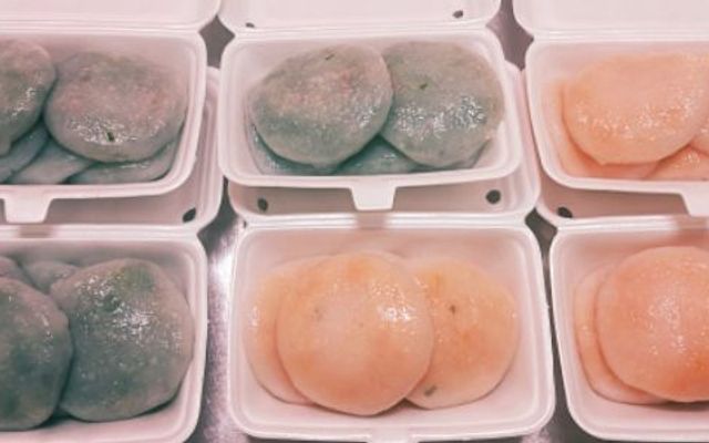 Cơm Gà Xối Mỡ Ngọc Ký - Ba Tháng Hai