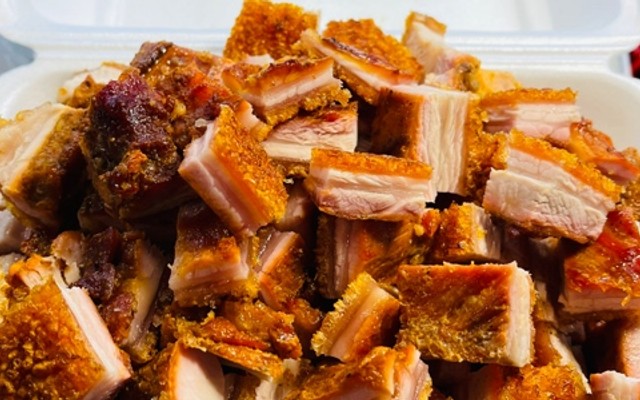 Bánh Mì Cô Thương - Bánh Mì, Heo Quay & Trà Chanh - Nguyễn Phúc Chu