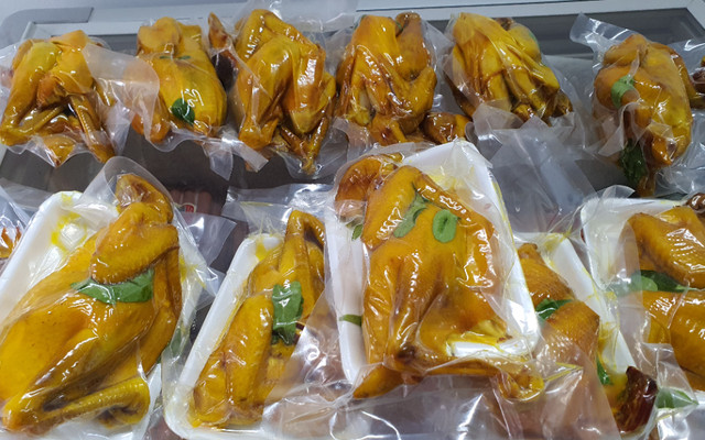 TRANG BAO FOOD - Gà Ủ Muối, Lợn Khô
