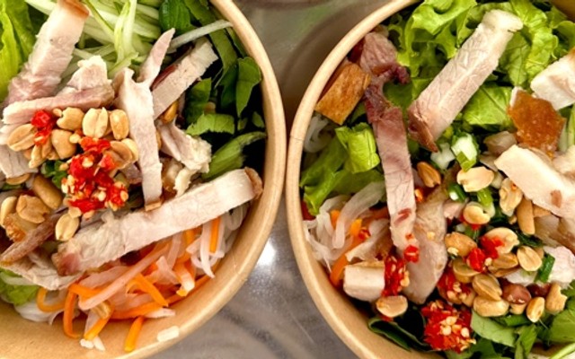 Bún Heo Quay 25K - Bệnh Viện Chỉnh Hình Cách Mạng Tháng Tám
