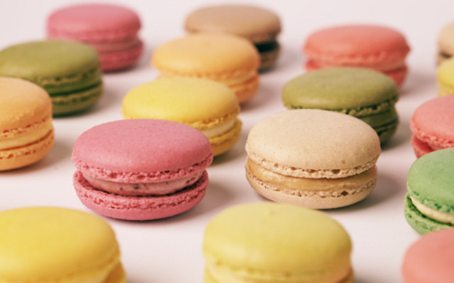 Passion Macaron - Bánh Macaron & Bánh Mochi Nhân Kem Lạnh - Mai Anh Tuấn