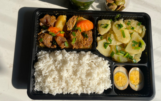 Bếp Của Mẹ - Cơm Văn Phòng, Trái Cây & Nước