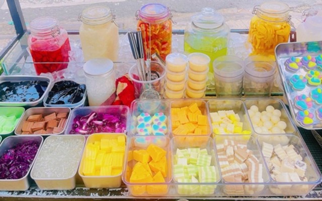 Tiệm Trà Trái Cây & Trà Sữa - Bánh Tráng Chia Chia