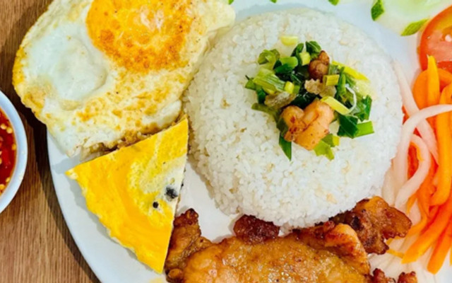 Cơm Tấm Đêm - Đường 3 Tháng 2