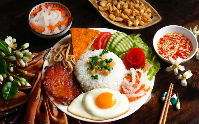 Cơm Tấm 686 Sà Bì Chưởng - Bún - Đường DJ10