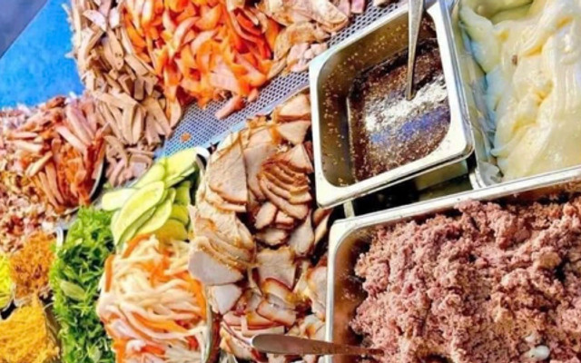 Bánh Mì Sài Gòn MayKa - Bến Nghé