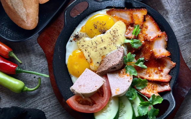 Bánh Mì Hoàng Nam
