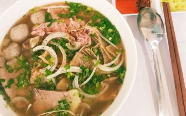 Phở Hoài Giang - Lê Thị Bạch Cát
