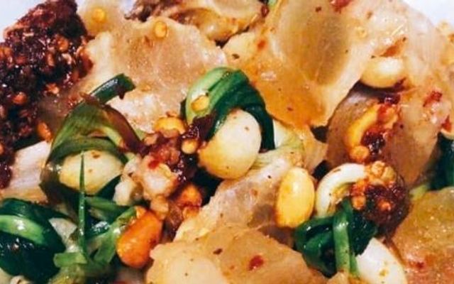 Gân Kiệu Gốc Bà Thuần - Trần Thúc Nhẫn