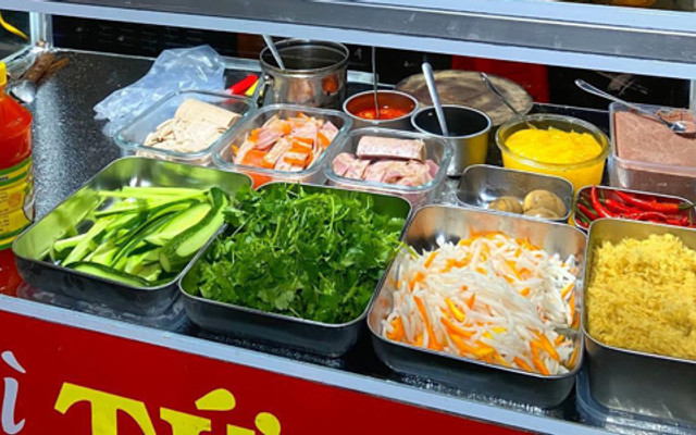 Bánh Mì Tứ Hải Chợ Đêm - Hùng Vương