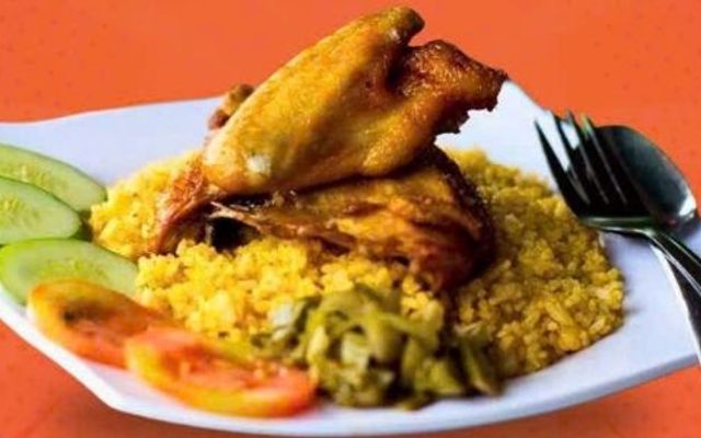 Cơm Gà Xối Mỡ Huỳnh Ký - Cửu Long