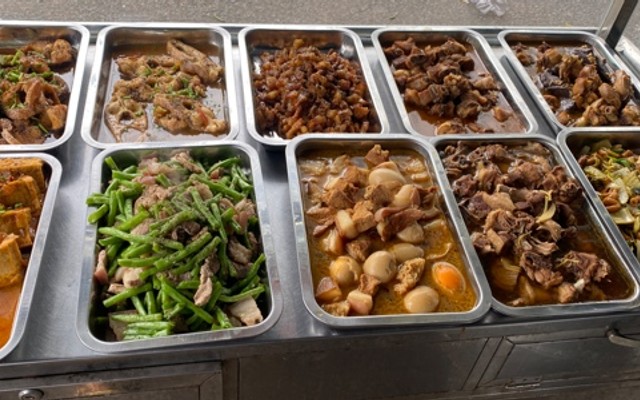 Cơm Trưa 136 - Cơm Văn Phòng & Cơm Thịt Xiên Nướng