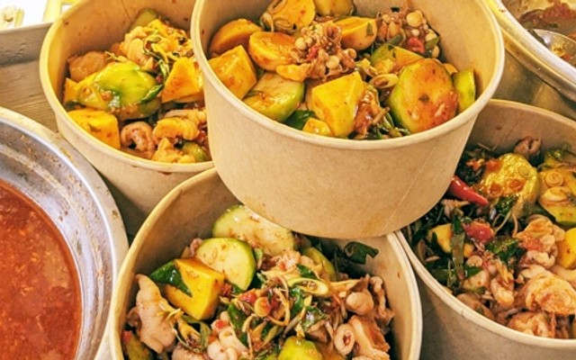 Chân Gà Sốt Thái Mlem - 117/4 Đường Lê Đình Lý