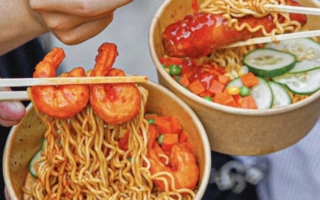 TIỆM TRỘN MÌ - INDOMIE, BÁNH MÌ & BÚN TRỘN - 97 Phan Đình Phùng