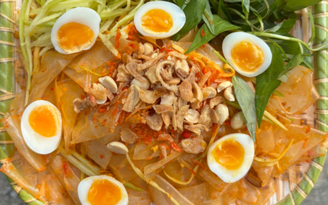 Bánh Tráng Trộn & Trà Sữa Nhà Su Q12 - Phan Văn Hớn