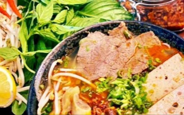 Bún Bò Huế & Bún Mọc Bình Hưng - Quốc Lộ 50