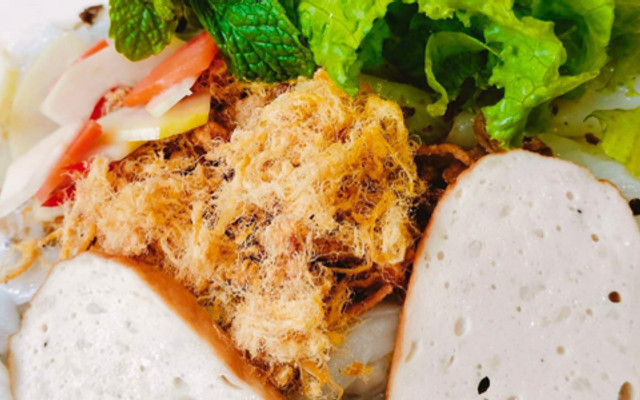 Bánh Cuốn Nóng & Bánh Bèo - Ngô Sĩ Liên