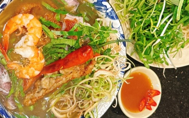 65 Quán - Bún Mắm Miền Tây - Điện Biên Phủ