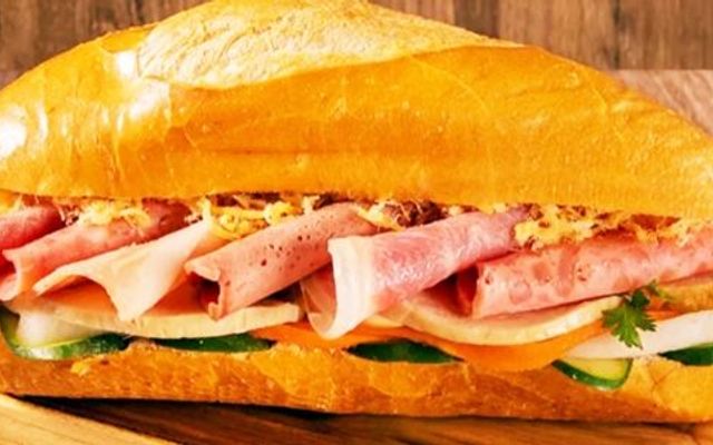 Gà Rán Thái Lan & Lạp Xưởng Nướng Đá - Yên Hòa