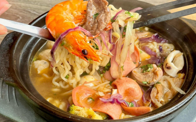 Mỳ Cay, Mỳ Trộn Indomei & Trà Sữa Shin Tea