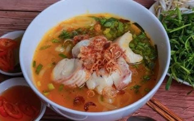 Cô Hường Quán - Bún Cá Rô & Bánh Canh Cá Lóc - Lý Thường Kiệt