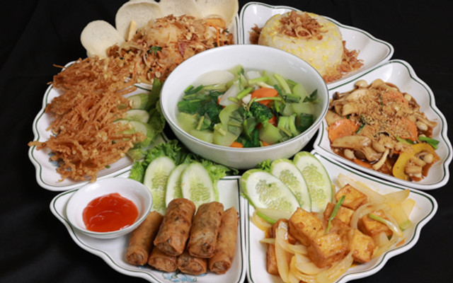 Bếp Chay Chú Mười - Nguyễn Văn Khối