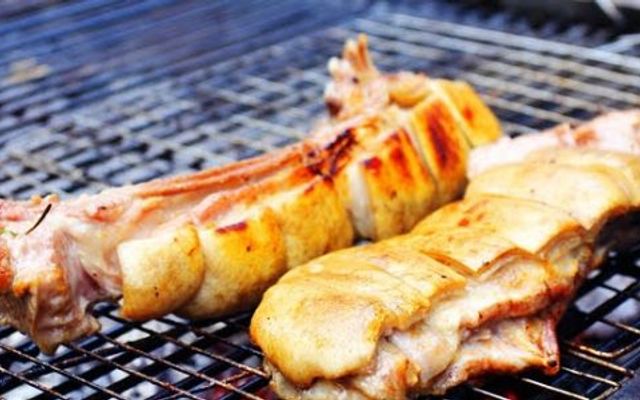 Lẩu Dê Cây Dừa - Bến Bình Đông