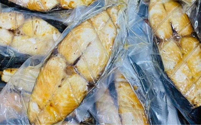 Hải Sản Xứ Nghệ Mẹ Bốp - Hồng Hà