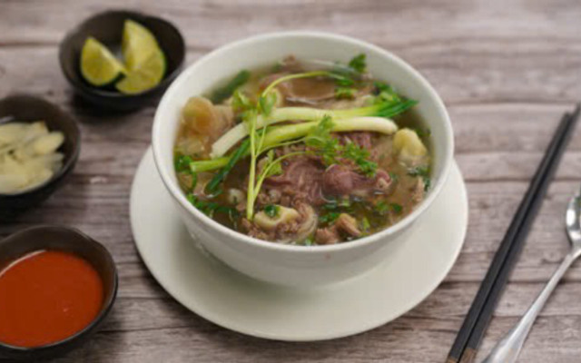 Phở Hoàng - 70 Tây Hòa