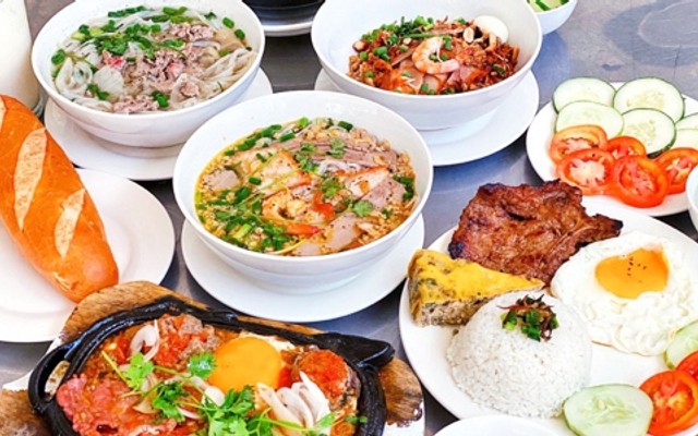 Phở Tuấn - 24 Bạch Đằng